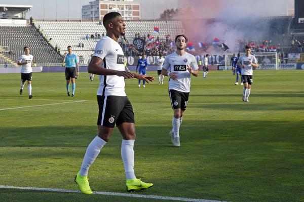 RASTANAK U 5 DO 12: Fudbaler napustio Partizan, njegova sledeća stanica je Italija i slavni Kalčo!