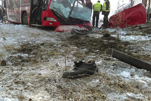 NIJE IZDRŽALA! ŠESTA ŽRTVA IZ AUTOBUSA SMRTI: Preminula još jedna putnica povređena u horor udesu kod Niša!