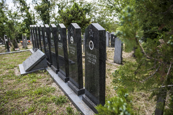 OBELEŽENA GODIŠNJICA ČETNIČKOG ZLOČINA U VRANIĆU: Krvnici ni decu nisu poštedeli!