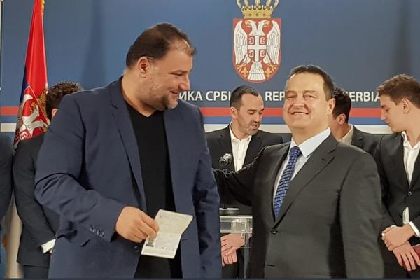 VELIKI DAN ZA SRPSKE VATERPOLISTE: Uručeni su im diplomatski pasoši!