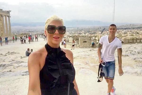 KAKO JE JELENA KARLEUŠA OBJASNILA DECI DA JE UPOZNALA VRANJEŠA: Rekao mi da mu pošaljem SVOJU i ja poslala! (VIDEO)