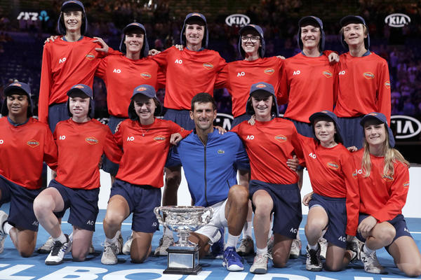 I ZBOG OVOGA JE NOLE VELIKI: Dao mu je pehar da se i on oseti kao šampion, a ovaj će taj gest pamtiti čitav život!