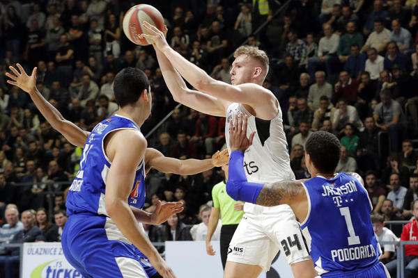 PARTIZAN NA LENDEJL POGON ZGAZIO BUDUĆNOST! Crno-beli šalju Podgoričane na Zvezdu!