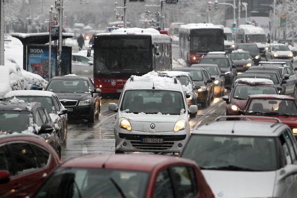 NOVA PRAVILA ZA VOZAČE POSLE 3. APRILA: Nešto bitno menja se sa vozačkim dozvolama!