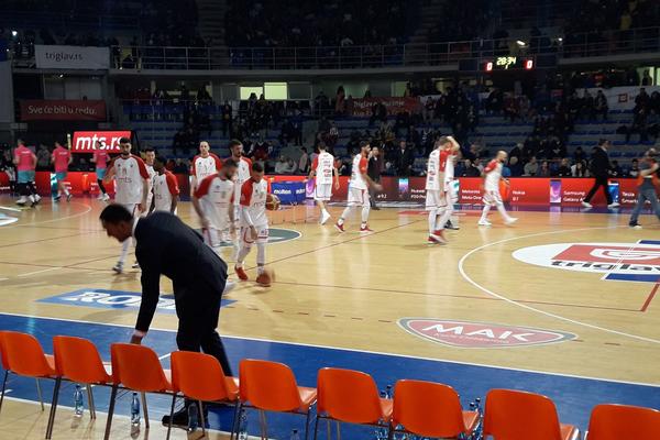 NAJVEĆI MOGUĆI VETAR U ZVEZDINA LEĐA: Čovek koji je opevan u pesmama bodri voljeni klub iz prvog reda!