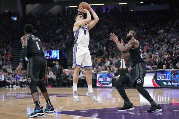 PRATILO SE FINALE KUPA RADIVOJA KORAĆA I PREKO BARE: Bogdan Bogdanović slavio trijumf Partizana!