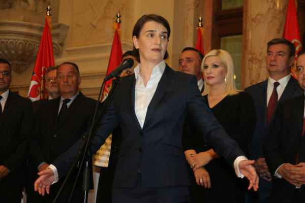 OGLASILA SE EVROPA I OSULA PALJBU PO ANI BRNABIĆ! Evo šta su rekli o ALBANCIMA IZ ŠUME