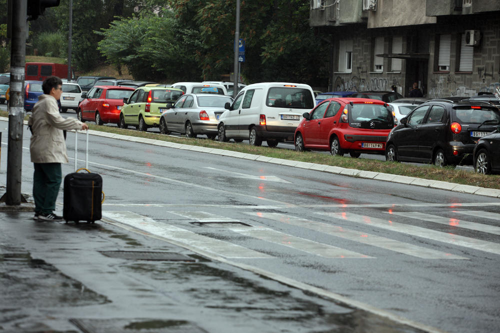 "ZVUČI NEKAKO SLATKO": Znak u Beogradu postao HIT na MREŽAMA, pazite samo ŠTA je NAPISANO!