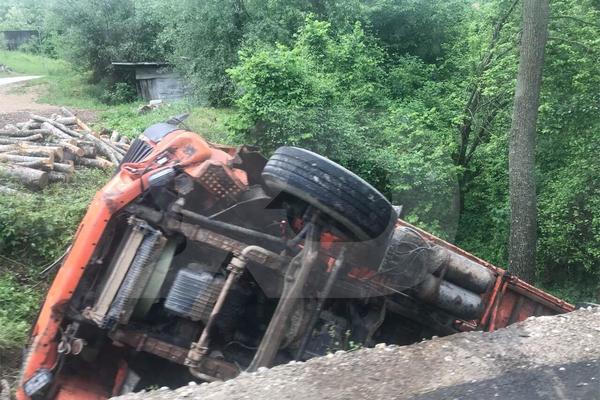 PREVRNUTI KAMIONI, UNIŠTENI KONTEJNERI! Slike S LICA MESTA pokazuju kako je ROSU razbio SRPSKE BARIKADE