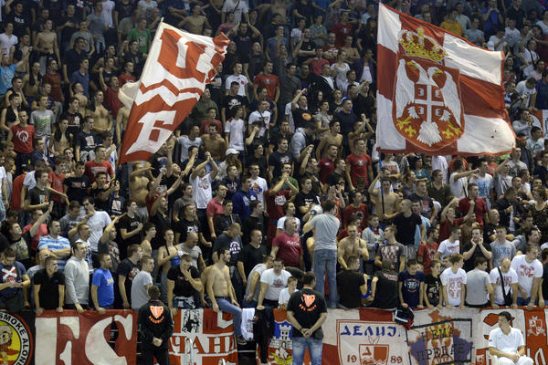 VEĆA BOMBA NIJE MOGLA DA SE DESI: Legenda Partizana seda na klupu Crvene zvezde!