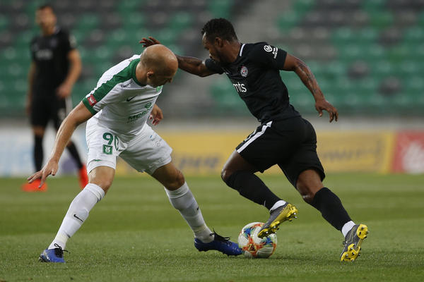 SUMA I OŽEGOVIĆ PROMAŠIVALI, ALBANAC PRIHVATIO POKLON: Partizan poražen od Olimpije u drugoj slovenačkoj proveri!