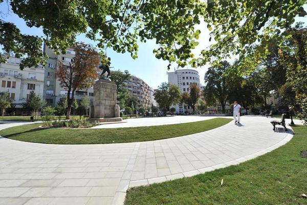 OTVOREN OBNOVLJENI PARK VOJVODE VUKA I TOPLIČIN VENAC: Minja Subota predao park mališanima (FOTO) (VIDEO)