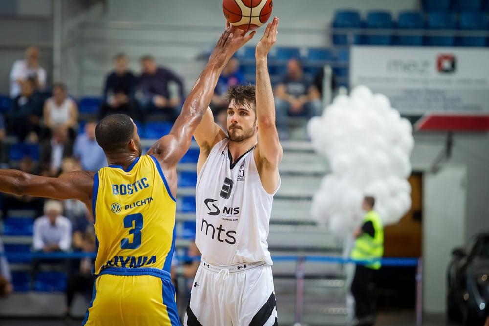 PARTIZAN MELJE U POLJSKOJ: Crno-beli najbolji na turniru - Grobari upoznali bisera kog je lansirao Trinkijeri!