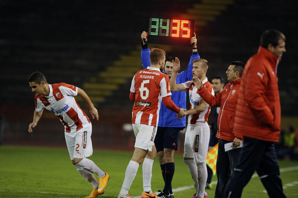 POSTAJE SLOBODAN IGRAČ: Počela otimačina za bivšeg štopera Zvezde, želi ga i Fenerbahče!