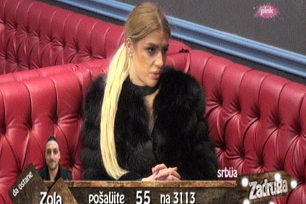 ONA JE LJUBOMORNA JER JE NJENA VEZA FEJK! Milica Kemez oplela po Zadrugarki i otkrila njene TAJNE