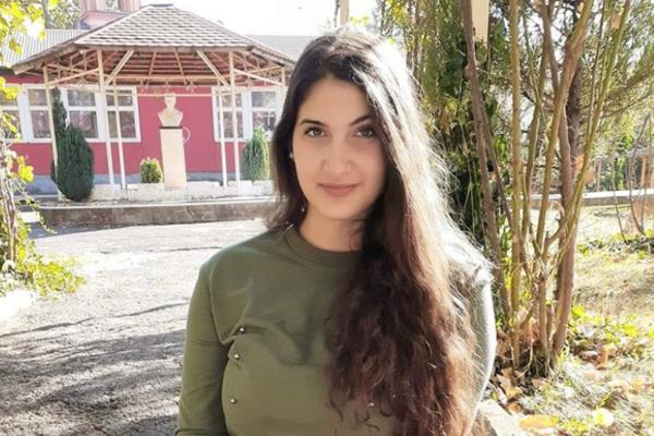 NESTALA EMILIJA (17): Cela Srbija traži ovu devojčicu!