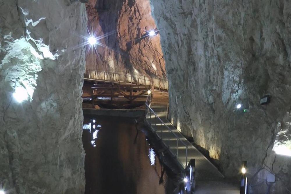 OVO JE JEDNO OD NAJMAGIČNIJIH MESTA U SRBIJI! Od februara će biti JOŠ MAGIČNIJE! (FOTO)