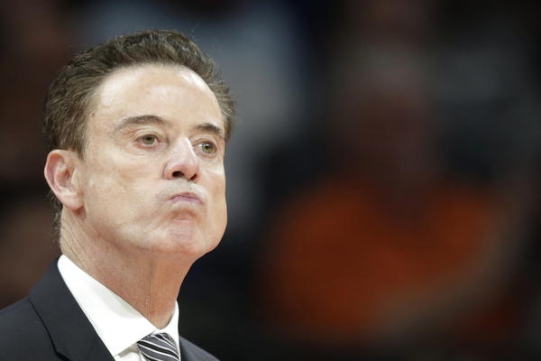 PITINO POSLE DIVLJANJA U ARENI: Morate da popravite te reklame!