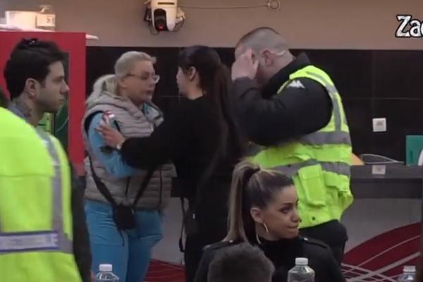 MARIJA SE GUŠI, MILJANA PLAČE I URLA! ZOVITE HITNU! Opšti haos u Zadruzi, svi na nogama! (VIDEO)