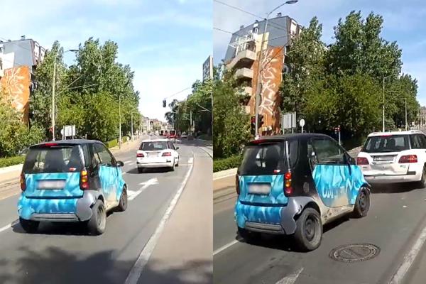 SREĆA NIJE BILO NIKOG NA PEŠAČKOM: Tražila telefon među nogama, pa se zakucala u auto ispred sebe! (VIDEO)