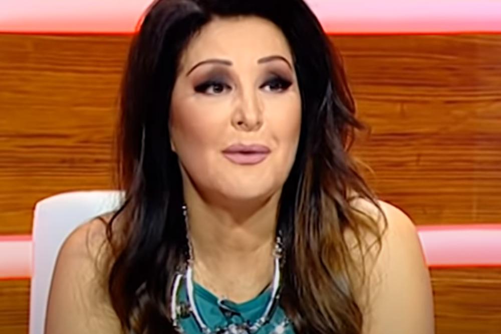 DRAGANA MIRKOVIĆ NAPISALA BRUTALNU PORUKU: Ovo svi moraju znati o Karleuši i njenim ćerkama, to ih je mama naučila