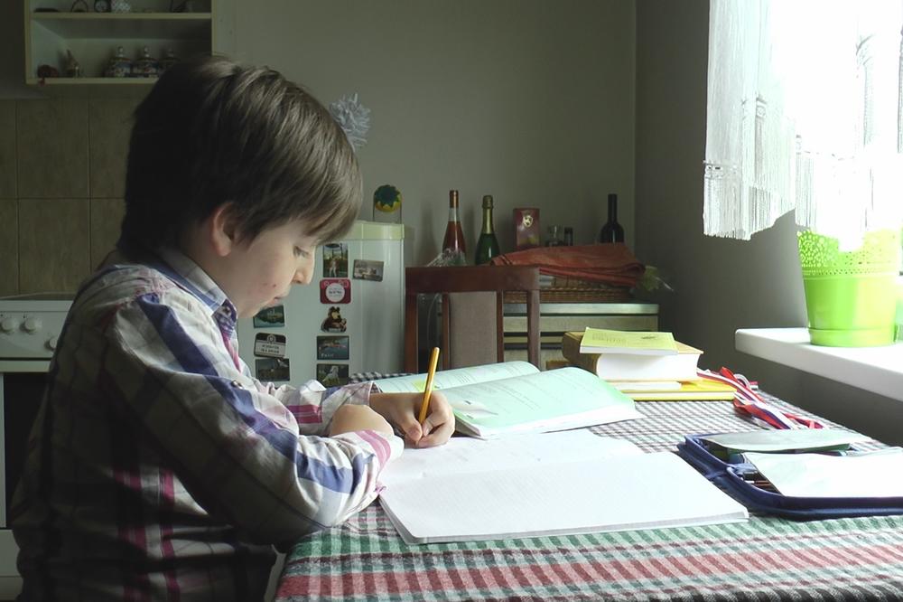 UROŠ VASILJEVIĆ (12) JE PONOS SRBIJE: Sve je počelo kad je kao mali gledao SLAGALICU! (FOTO)(VIDEO)