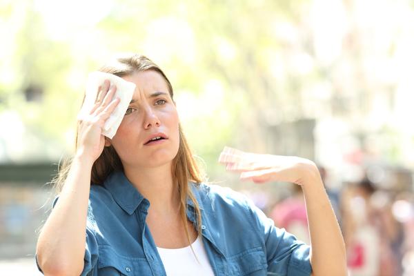 VELIKE VRUĆINE SE TEŠKO PODNOSE: Ovo je najzdraviji način da se rashladite za samo nekoliko minuta!