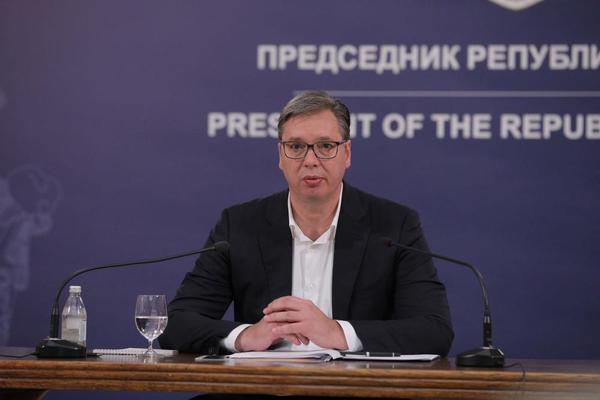 VUČIĆ: U Pariz putujem ujutru, ne plašim se protesta