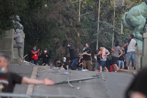 OVAKO REGIONALNI MEDIJI VIDE PROTESTE U SRBIJI: Posebno je zanimljivo šta pišu HRVATI