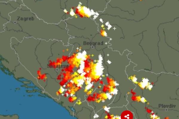 NEBO SE OTVORILO IZNAD SRBIJE: Sevaju munje i gromovi, gori nebo! Radarski snimci su grozomorni! (FOTO)