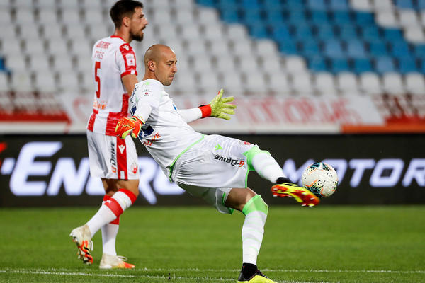 BORJAN O TENZIJAMA PRED ODLAZAK U ALBANIJU: Dobro obratite pažnju na ove važne reči Zvezdinog golmana!