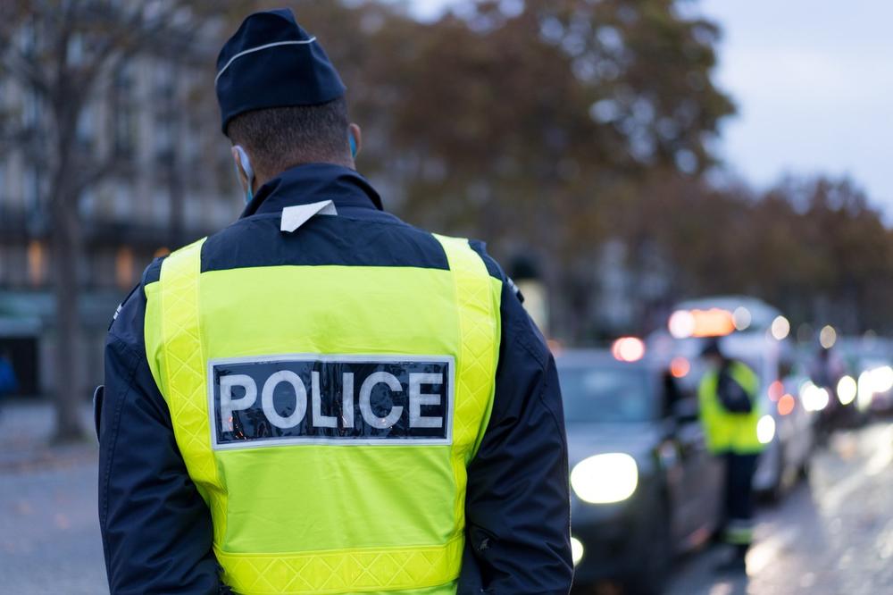 KRVAVI NAPAD U PARIZU: Muškarac nožem ubadao ljude na metro stanici