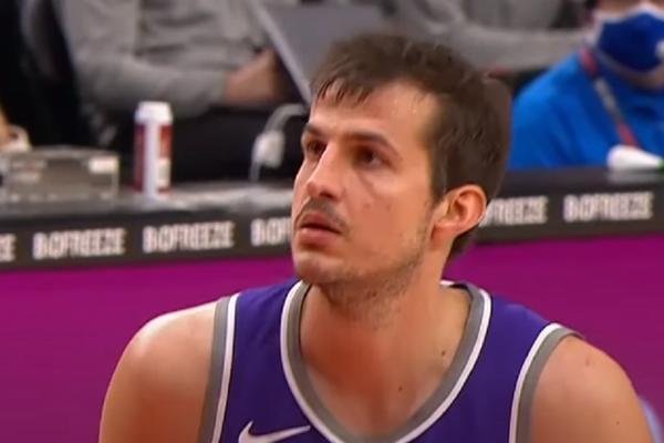 HIT! U Americi uče kako se izgovara NEMANJA BJELICA (FOTO)