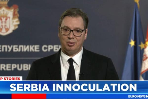 SRBIJA JE GLAVNA VEST U SVETSKIM MEDIJIMA: Vučić o vakcinaciji, ali i svojoj MAJCI!