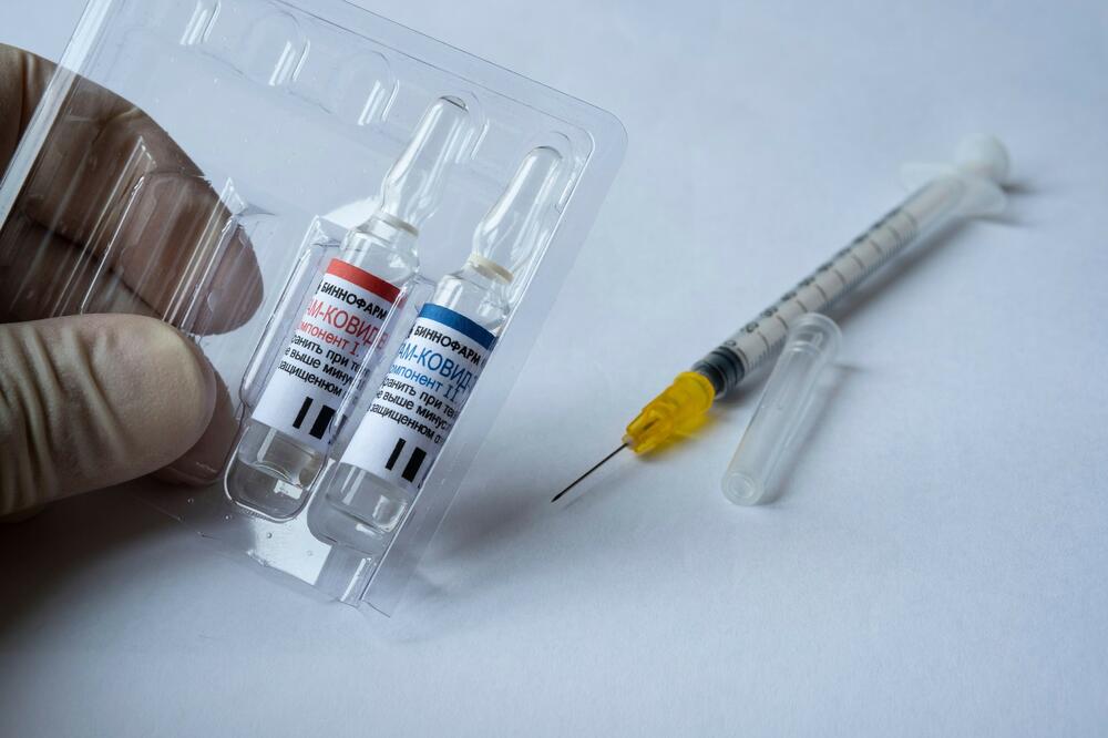 RUSKA VAKCINA TESTIRANA PROTIV BRITANSKOG I JUŽNOAFRIČKOG SOJA: Kolika je efikasnost cepiva SPUTNJK V?