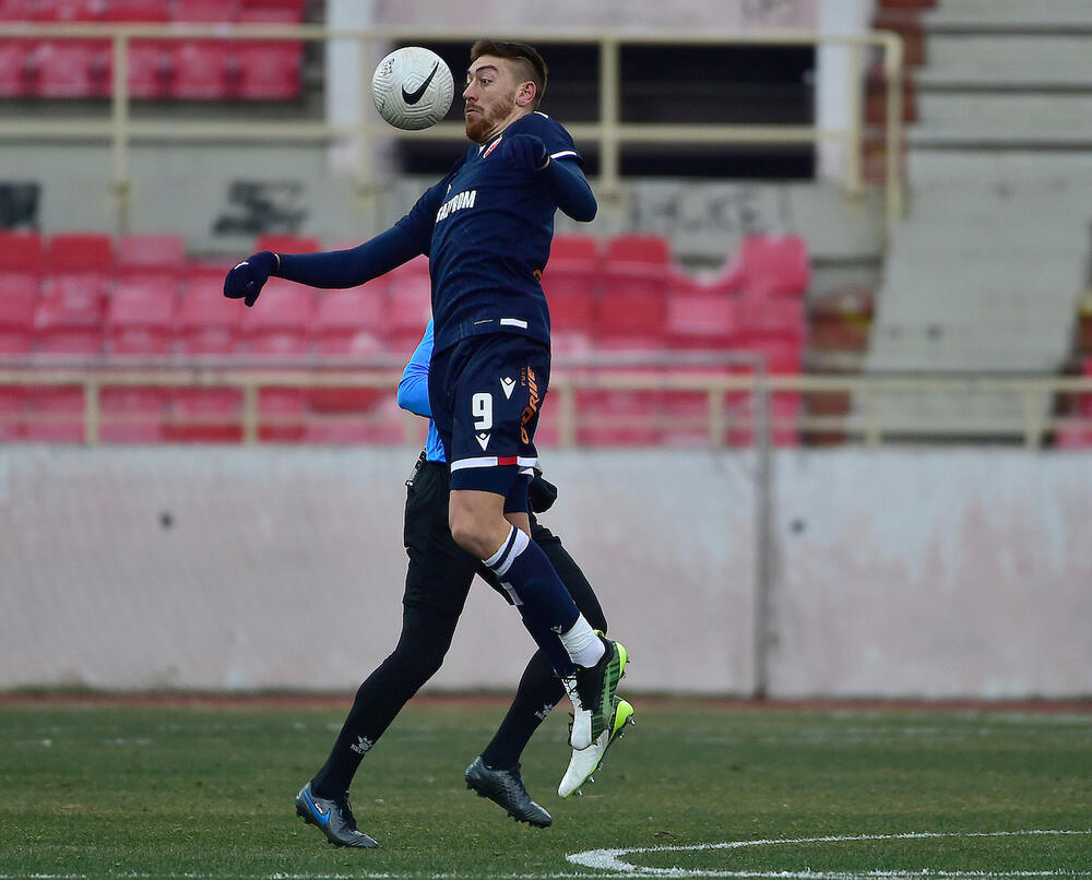 LINGLONG TIRE SUPERLIGA: Radnički Niš - Crvena zvezda, prečka Aksentijevića  / 13.02.2021. 