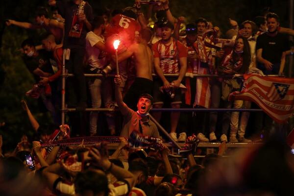 ATLETIKO MADRID JAVIO UŽASNE VESTI POSLE POBEDE! Srušio se i preminuo na stadionu! (FOTO)