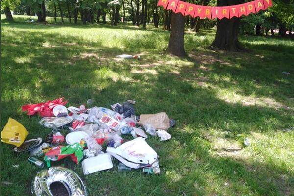 NAJRUŽNIJA SLIKA BEOGRADA: Proslavili rođendan pa za sobom ostavili SVINJAC, ovo je nedopustivo! (FOTO)