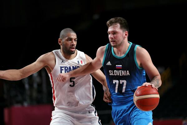 BATUM ZALEPIO SLOVENCE: Svemoćni Dončić nije uspeo da odvede svoj tim do finala (FOTO)