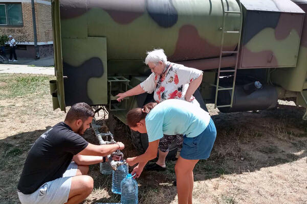 Vojska Srbije nastavlja da pomaže u vodosnabdevanju ugroženih opština