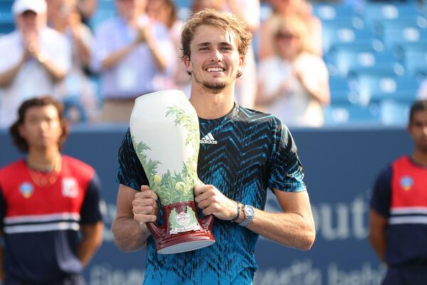 SAŠA ZVEREV JE U OPASNOM NALETU: Nemac preslišao Rubljova za 5. Masters titulu, da li je on prvi Novakov izazivač?