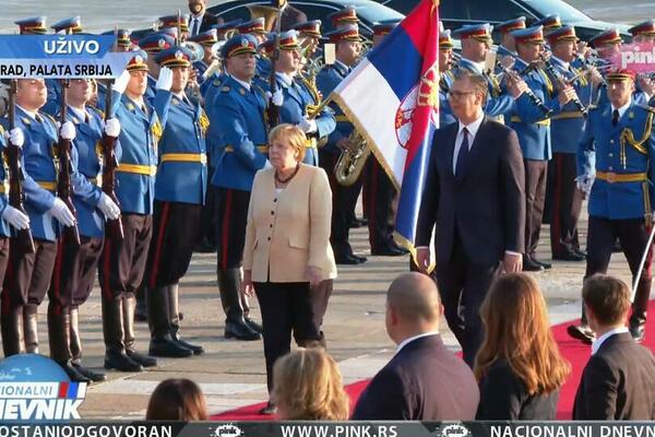 VUČIĆ NE DAJE LAŽNA OBEĆANJA: Merkelova biranim rečima o predsedniku Srbije