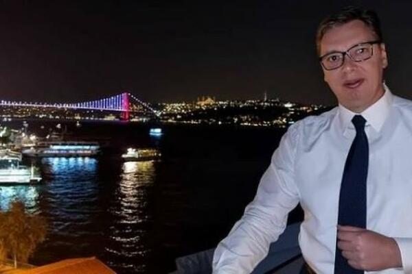 VUČIĆ OBJAVIO FOTOGRAFIJU IZ ISTANBULA: "Radujem se sutrašnjoj razmeni mišljenja sa predsednikom Erdoganom" (FOTO)