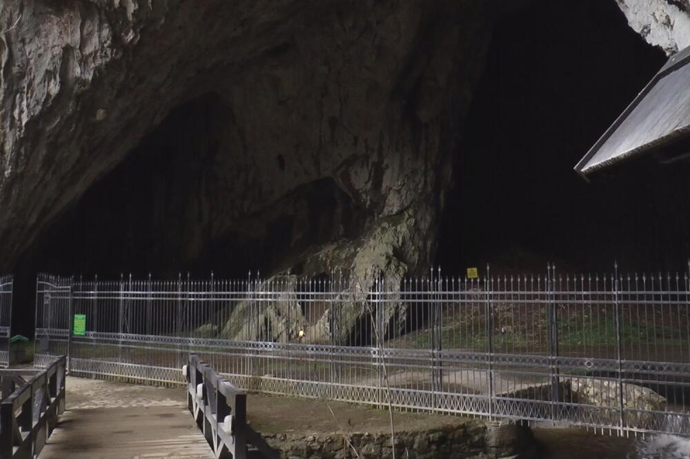 VERUJE SE DA SE BLAGO JOŠ UVEK NALAZI U OVOJ SRPSKOJ PEĆINI: Smatra se NAJLEPŠOM i NAJBOGATIJOM, krije VELIKU TAJNU