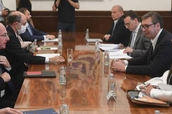 "NEĆEMO DOZVOLITI PONIŽENJE": Vučić se sastao sa ambasadorima Kvinte! (FOTO)