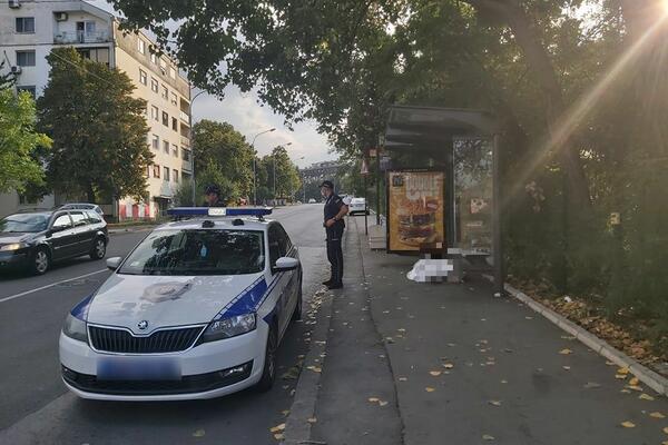 UŽASNA SCENA NA KANAREVOM BRDU! Beživotno telo muškarca je na stanici skoro 2 SATA, reanimacija nije uspela (FOTO)