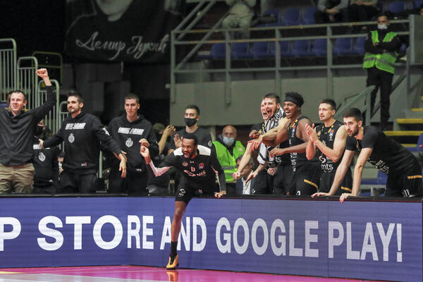 POBEDA ZA POBEDOM: Partizan jedinstven i u Evrokupu!