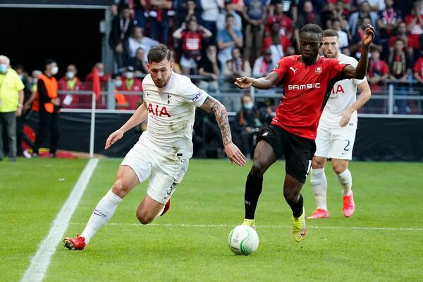 UEFA DONELA KONAČNU ODLUKU: Totenhem i Ren moraju naći novi termin za susret