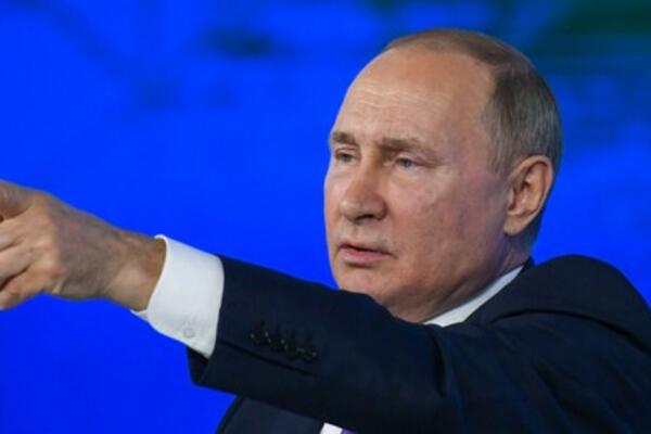 GOVORI JASNO!: Šef ruske obaveštajne službe se UPLAŠIO Putina, zamuckivao dok ga je LIDER ispitivao! (VIDEO)