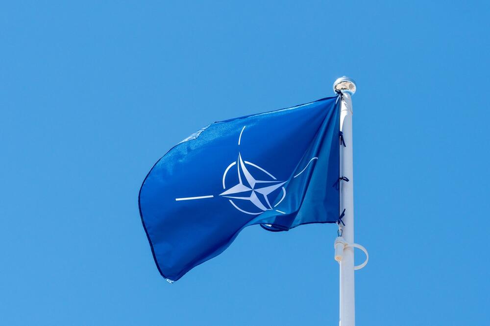 OBRATIO SE KOMANDANT NATO-a: Poslaće više vojnika u Evropu?